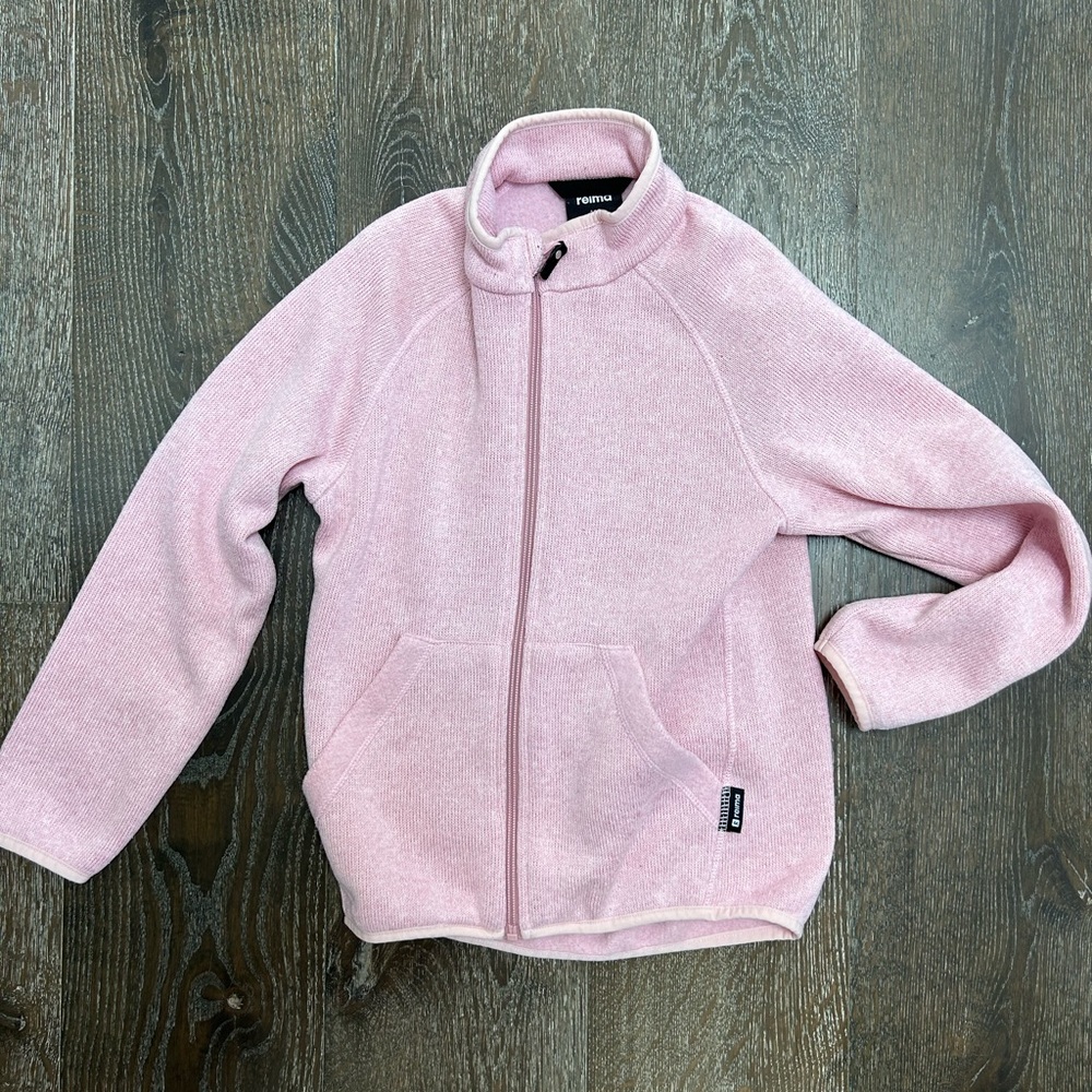Full zip outerwear